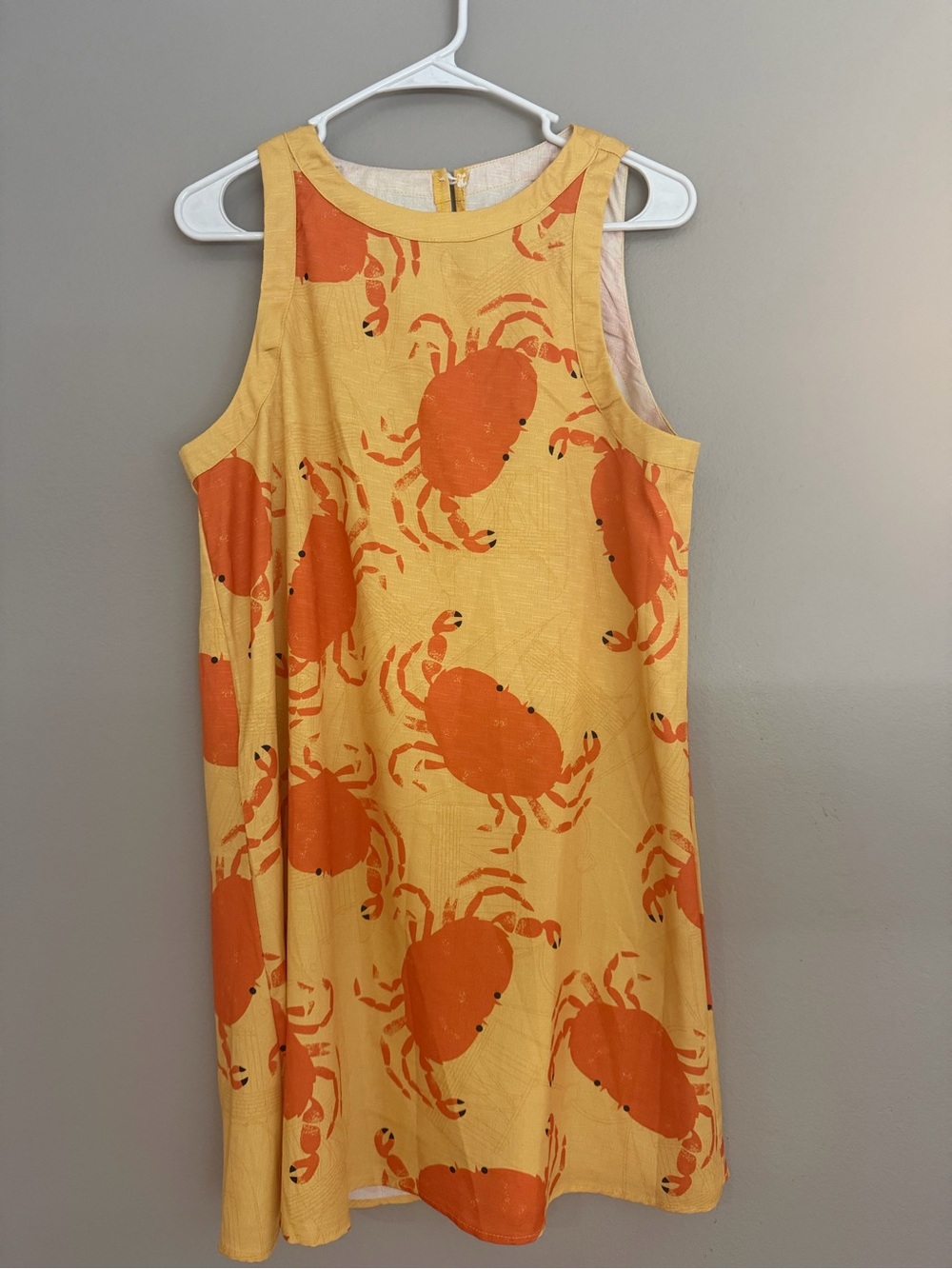 Sleeveless Yellow Dress with Orange Crab Print
